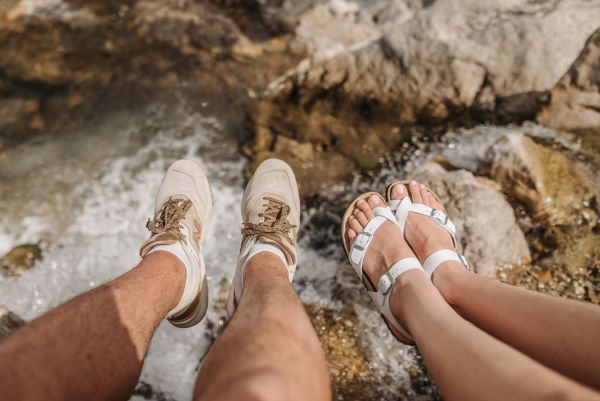 Top des sandales de randonnée pour femmes : légèreté et confort